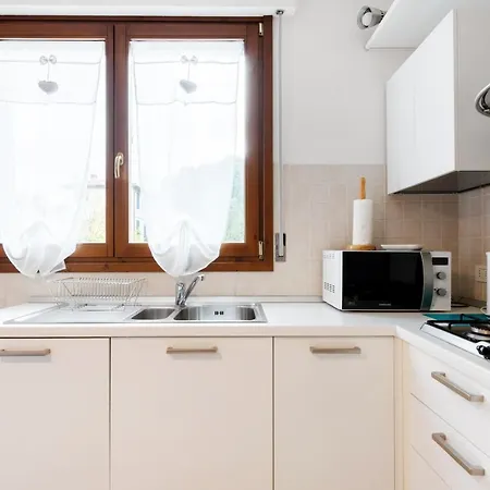 Nova Comfortable With Terrace Florenz